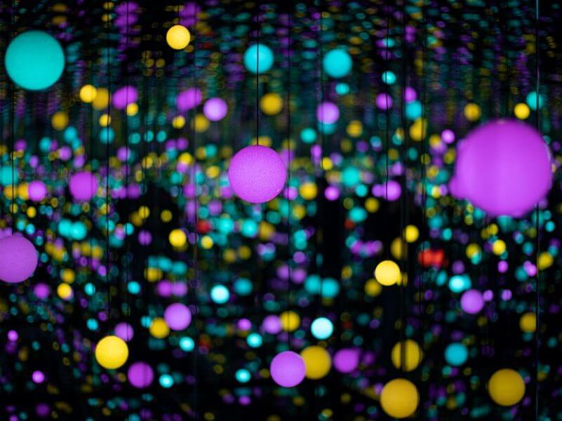 Infinity Mirror Room—Brilliance of the Souls