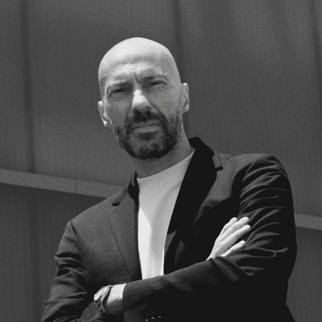 Dr Alfredo Cramerotti